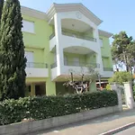 Flat With Spacious Balcony In