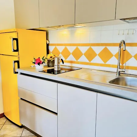 Flat With Spacious Balcony In